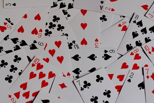 Điều gì làm nên sức hấp dẫn của Teen Patti tại nhà cái uy tín