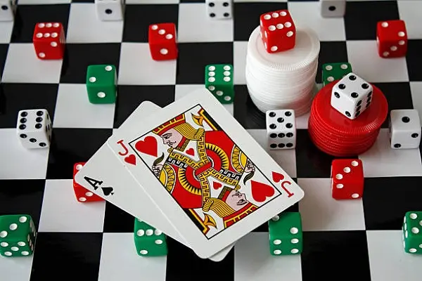 Hướng dẫn chơi Poker tại sòng bài casino 188bet