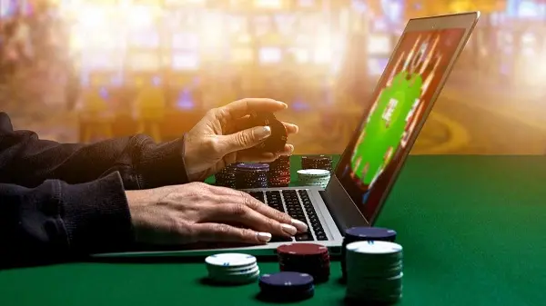 Poker trực tuyến Thủ thuật đoán bài cực kỳ hiệu quả