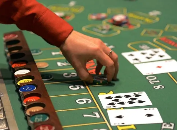 Cách đếm bài Baccarat – Phương pháp đếm bài chia sẻ từ chuyên gia 188BET