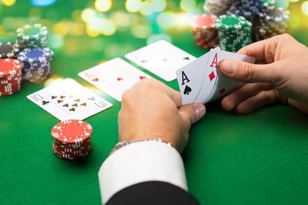 Những cặp bài tẩy tốt nhất trong Poker Online