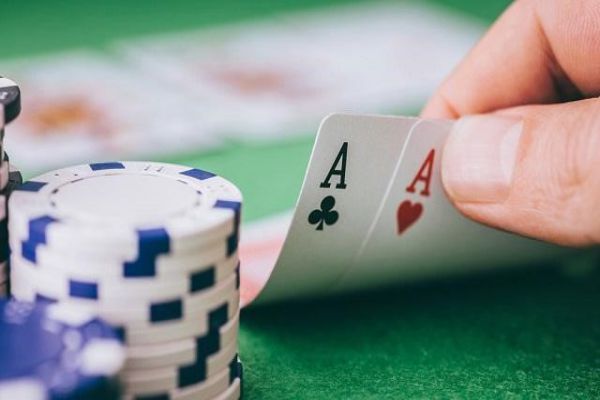 Những cặp bài tẩy tốt nhất trong Poker Online