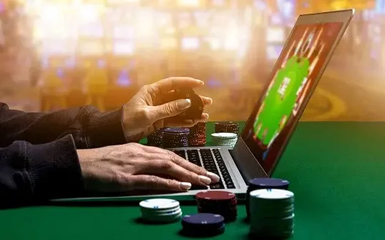 Poker trực tuyến Thủ thuật đoán bài cực kỳ hiệu quả